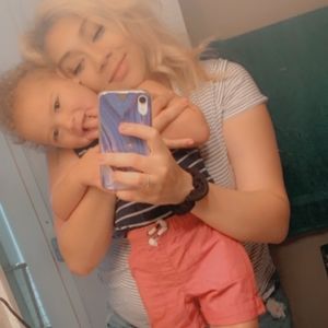 Meet your Posher, Marissa